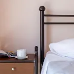 Apartment Apostolos 2 *